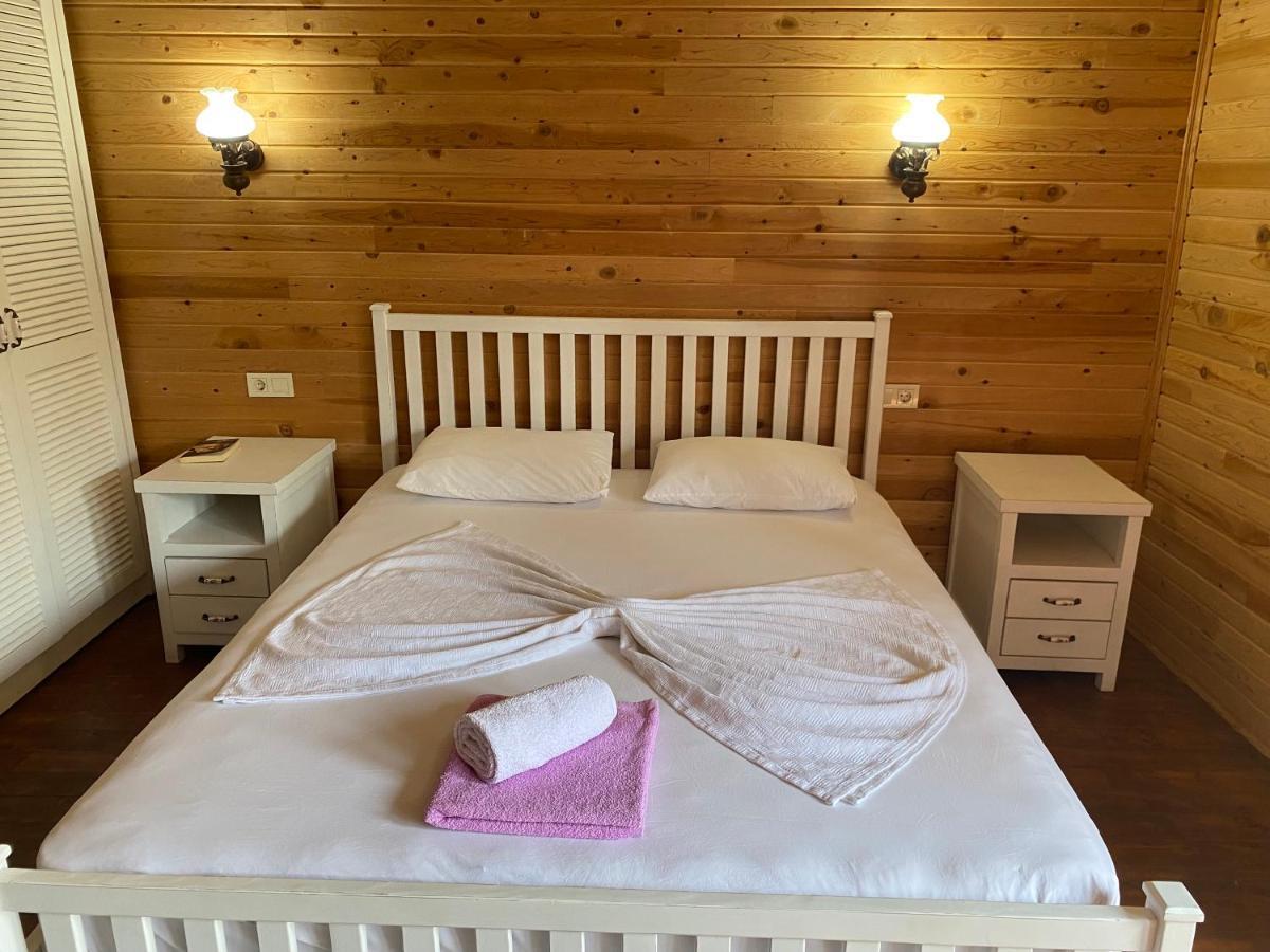 Apartmán Casa Roja Cedit Exteriér fotografie