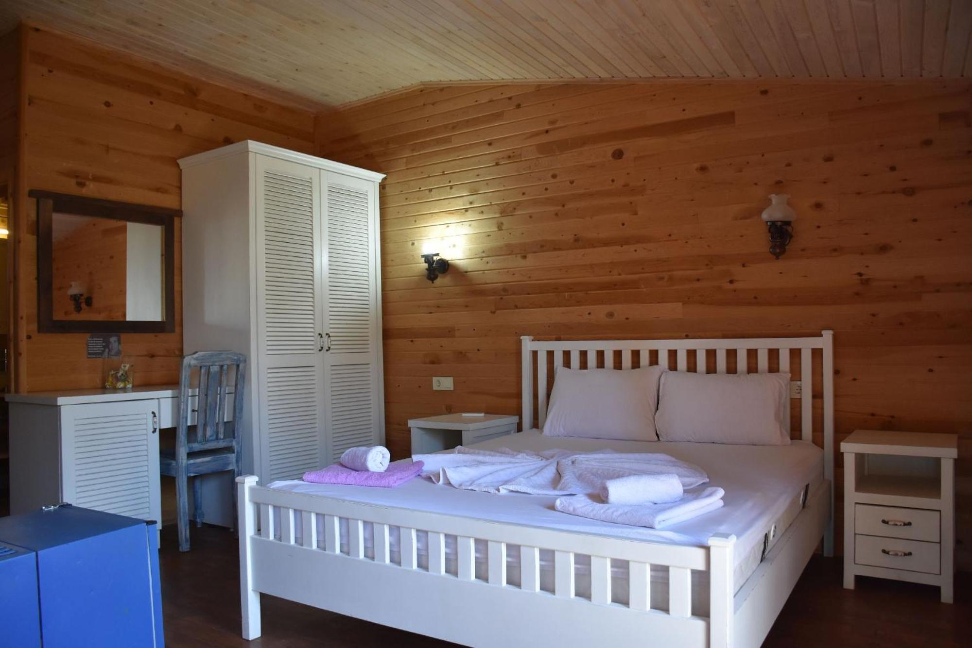 Apartmán Casa Roja Cedit Pokoj fotografie